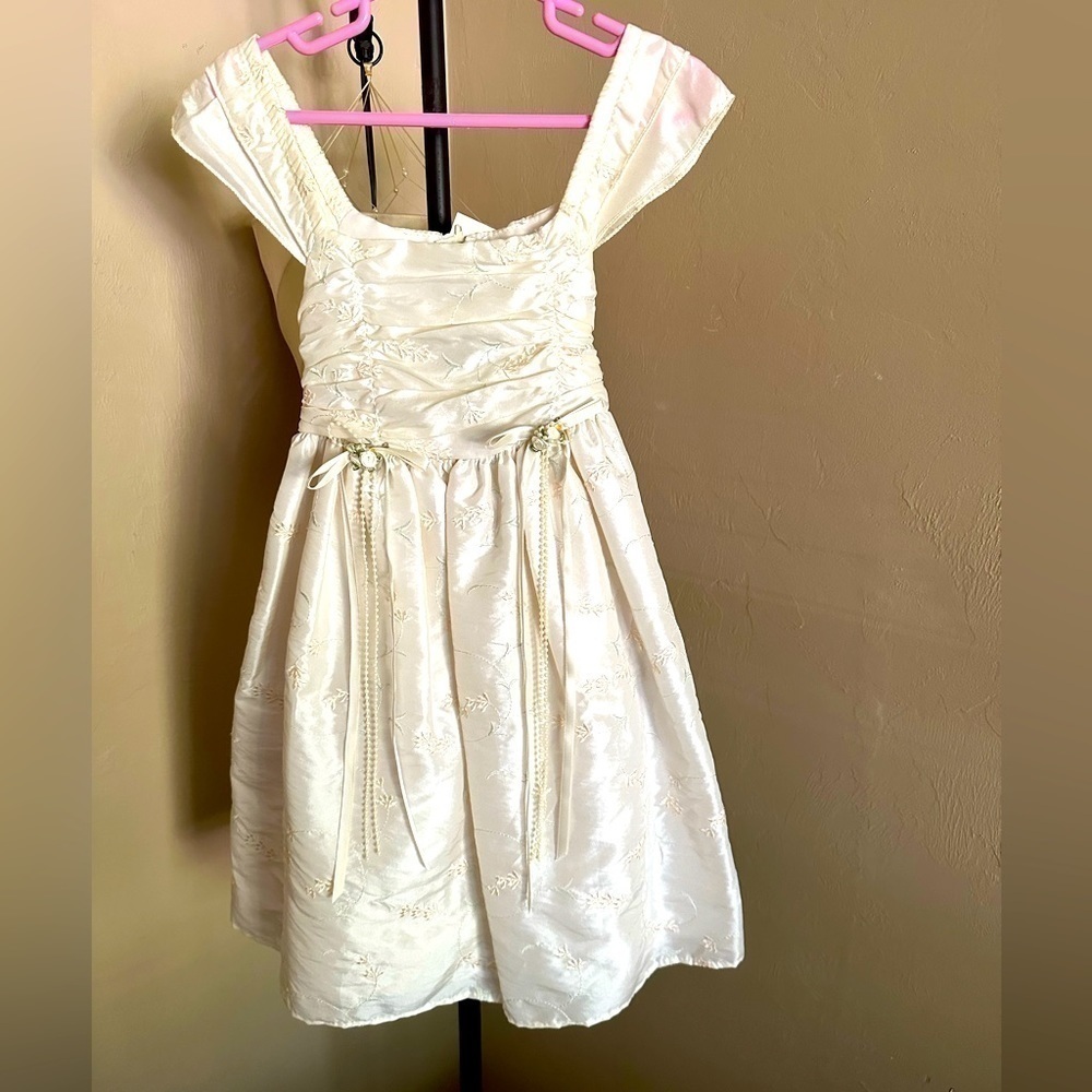 The Veranda Collection vintage girls formal dress